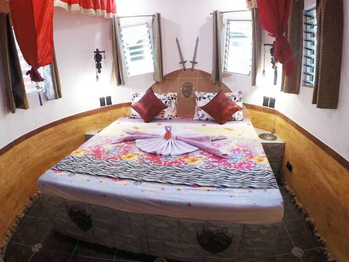 Takatuka Beach Resort Sipalay Εξωτερικό φωτογραφία